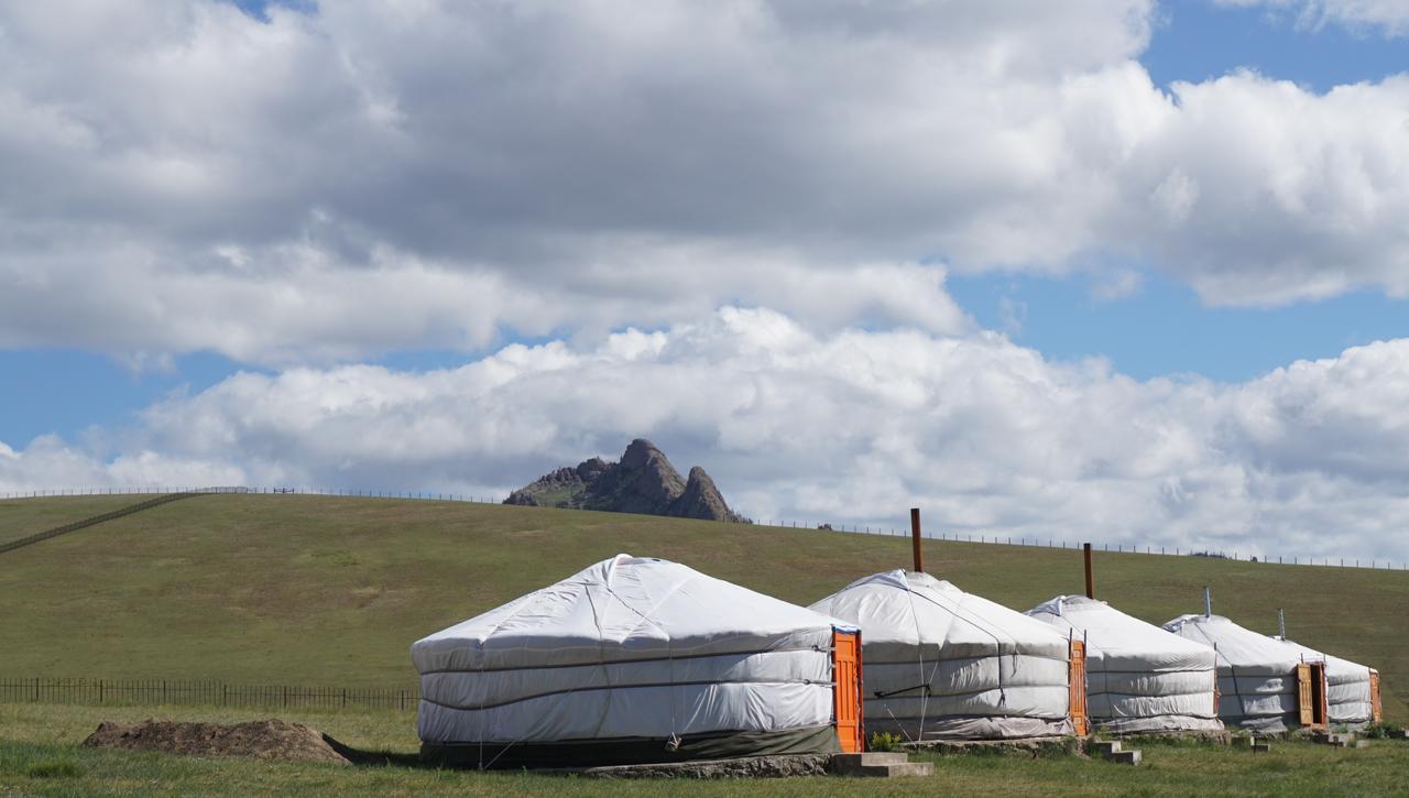 My Mongolia Eco Ger Camp Hotell Nalayh Eksteriør bilde